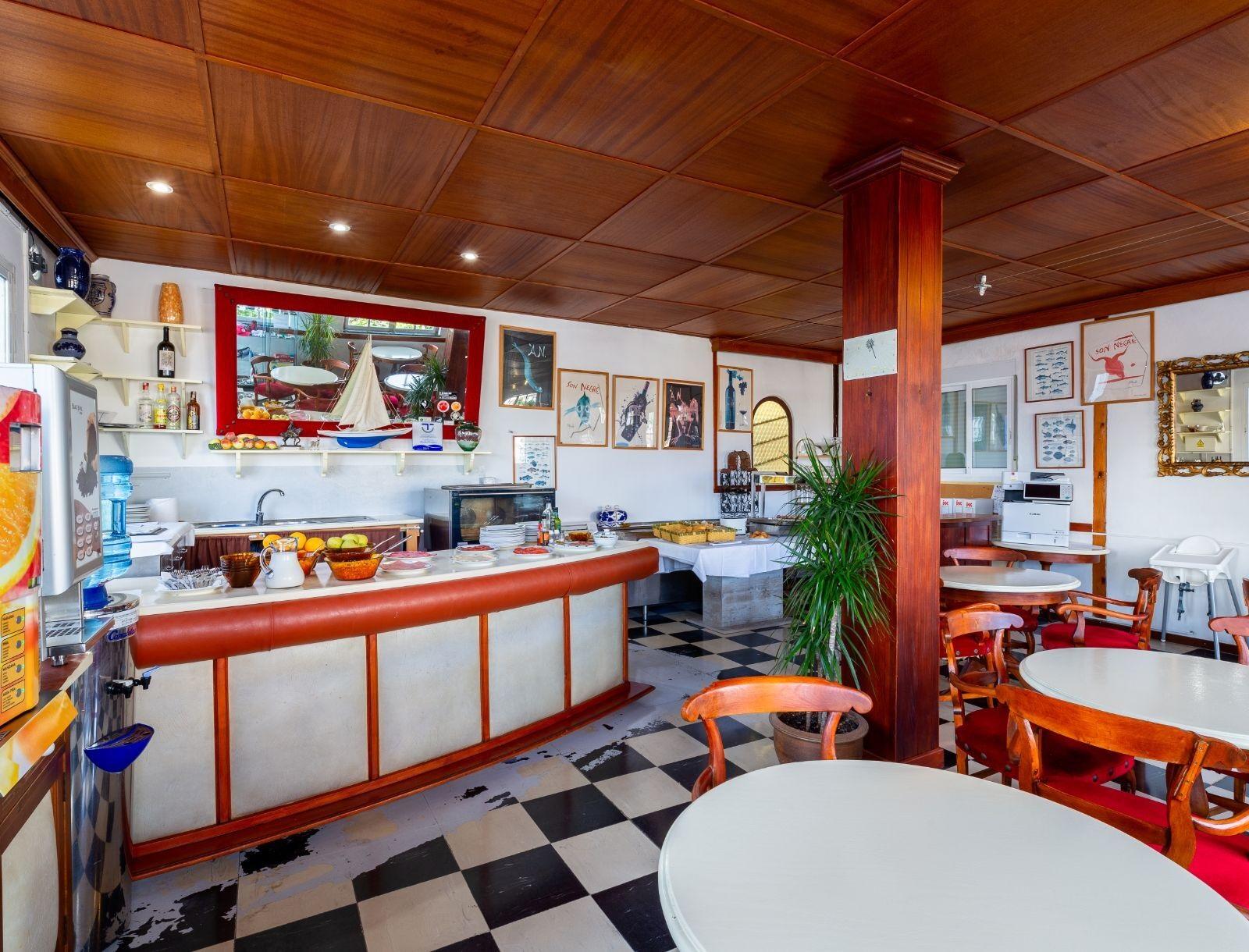 Hostal Residencia San Francisco Portocolom  Exteriér fotografie