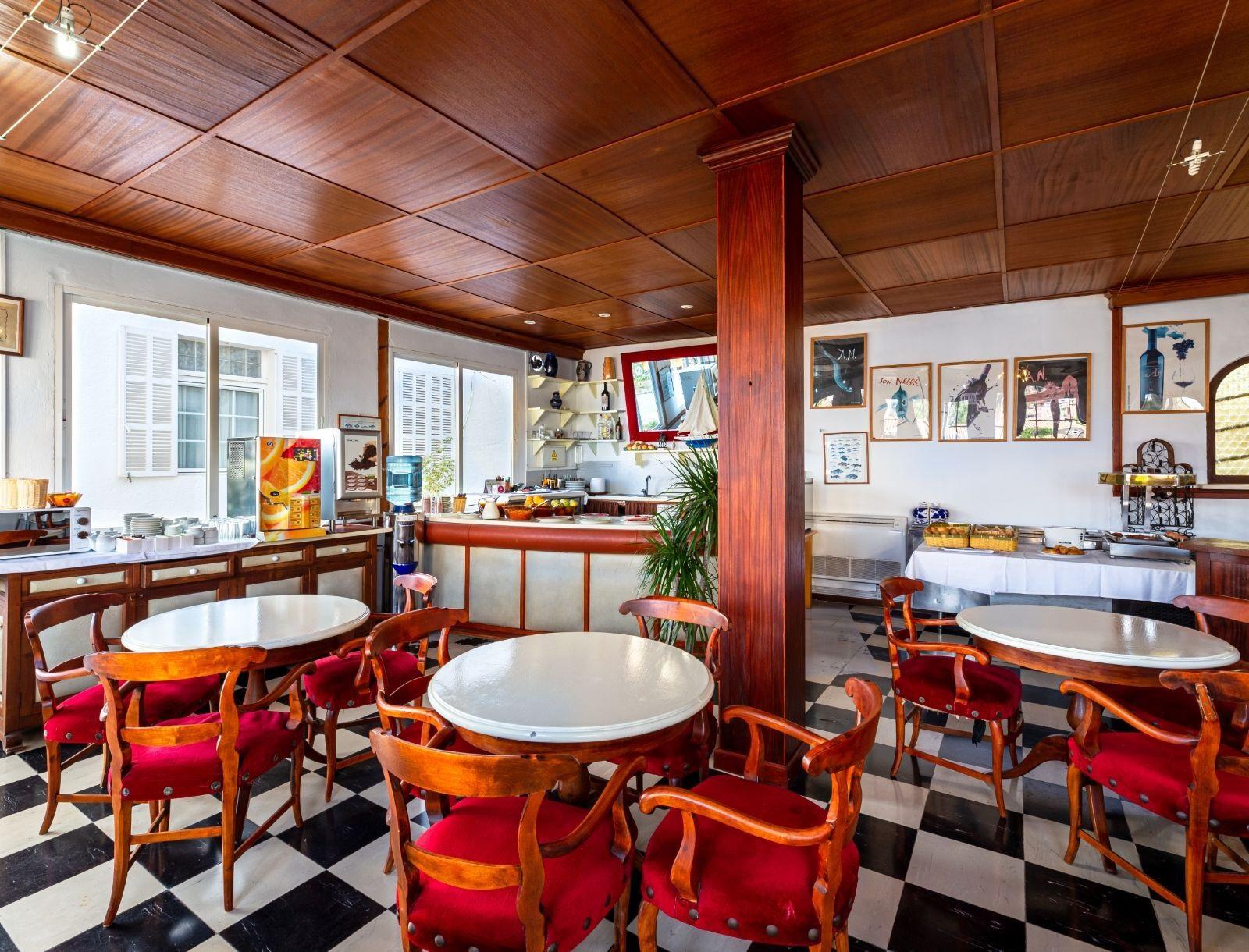 Hostal Residencia San Francisco Portocolom  Exteriér fotografie